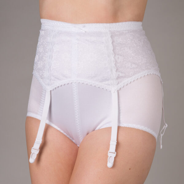 DS222 - All Over Lace Suspender Belt